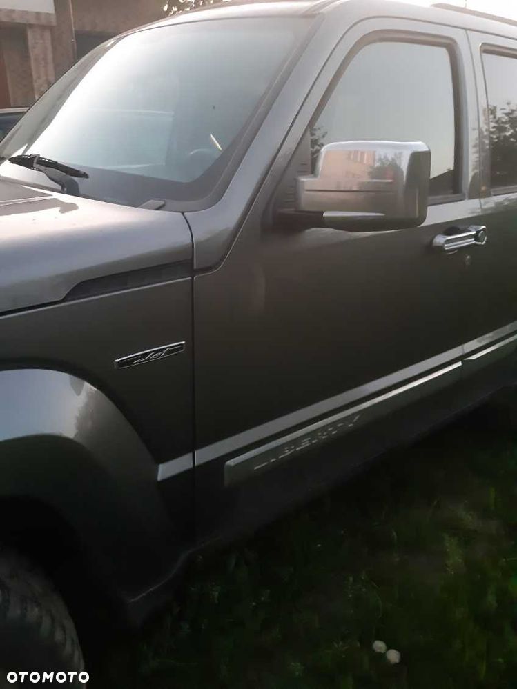 Jeep Liberty - 5