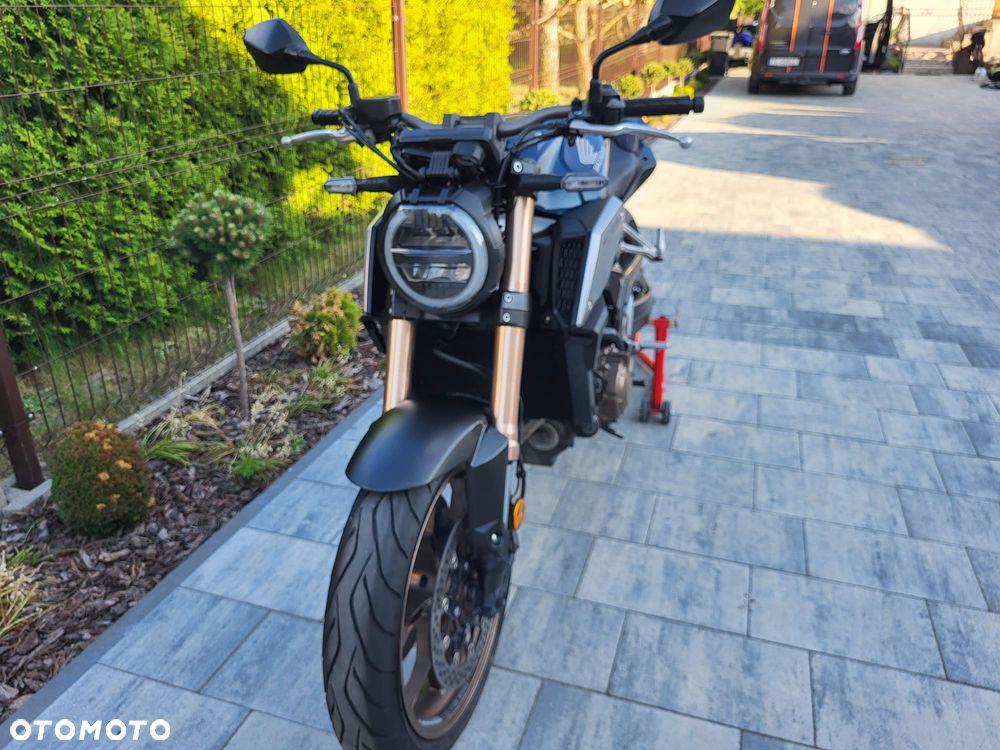 Honda CB - 26