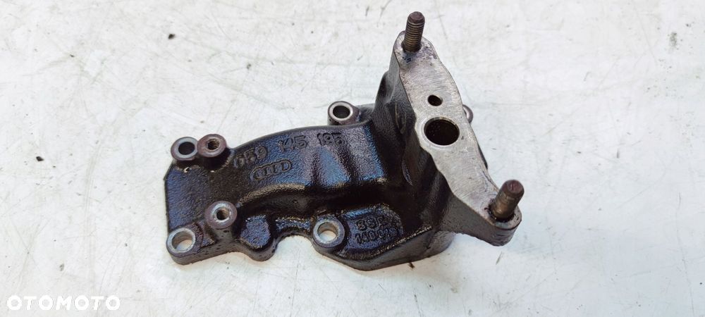 MOCOWANIE PODPORA UCHWYT TURBOSPRĘŻARKI AUDI A6 C7 A7 3.0 TDI 059145185 - 2