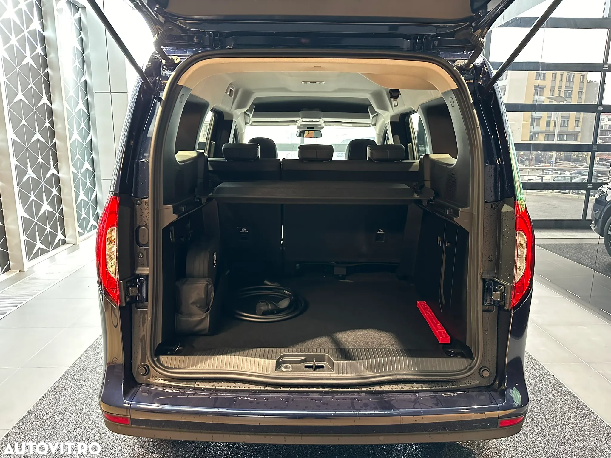 Mercedes-Benz EQT 200 Premium - 12