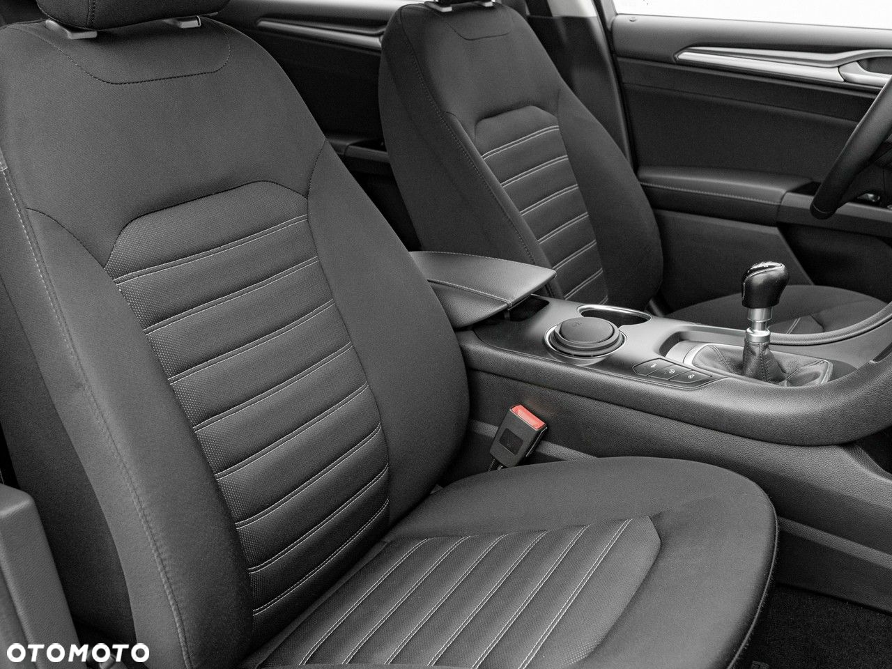 Ford Mondeo 2.0 EcoBlue Trend - 34