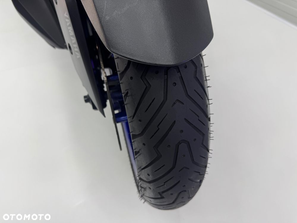 Yamaha X-max - 9