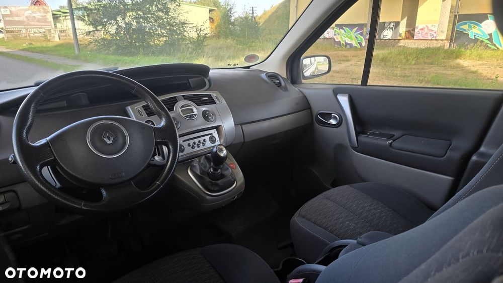 Renault Scenic - 16
