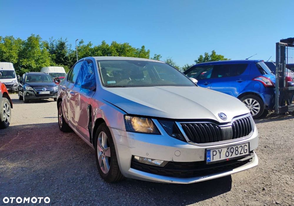 Skoda Octavia - 2