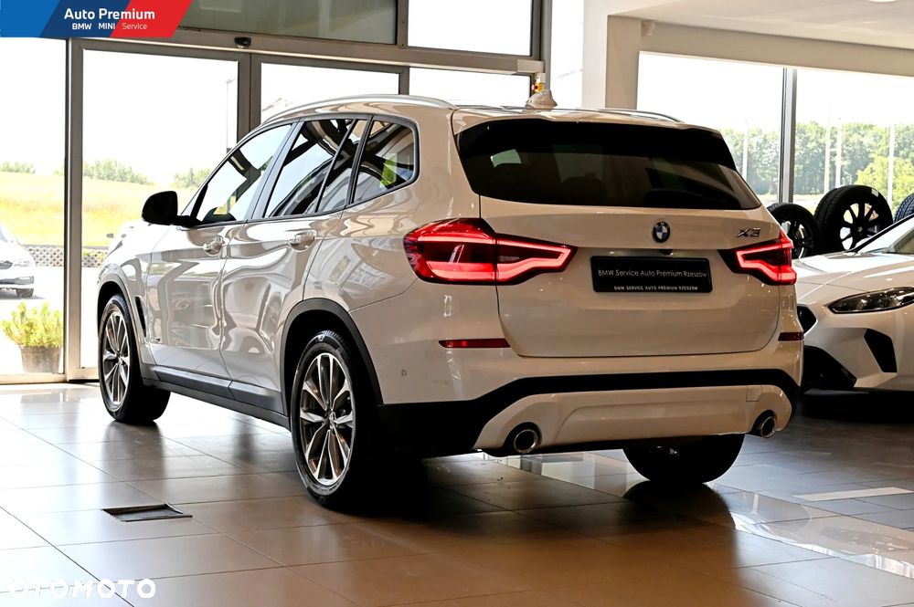 BMW X3 xDrive20i - 15