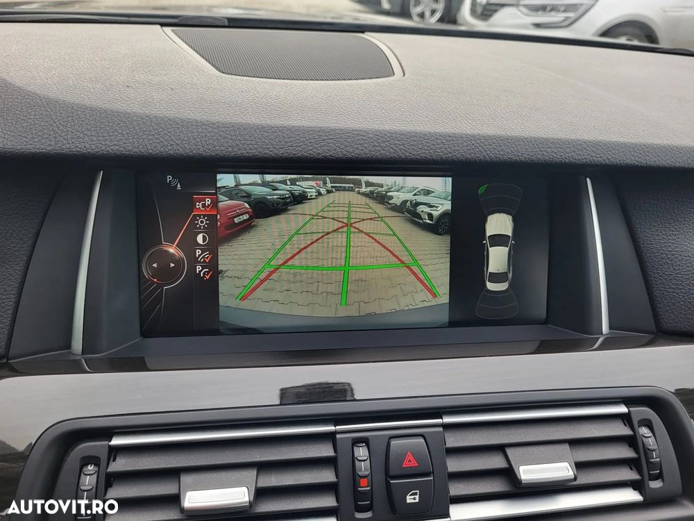 BMW Seria 5 535i xDrive Aut. Luxury Line - 18