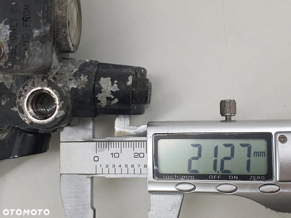 POMPA HAMULCOWA LEWA  SMC 700 ARGON JUMBO 700 - 13