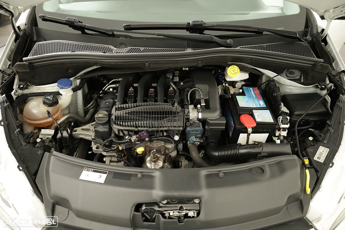 Peugeot 208 1.2 PureTech Style - 23