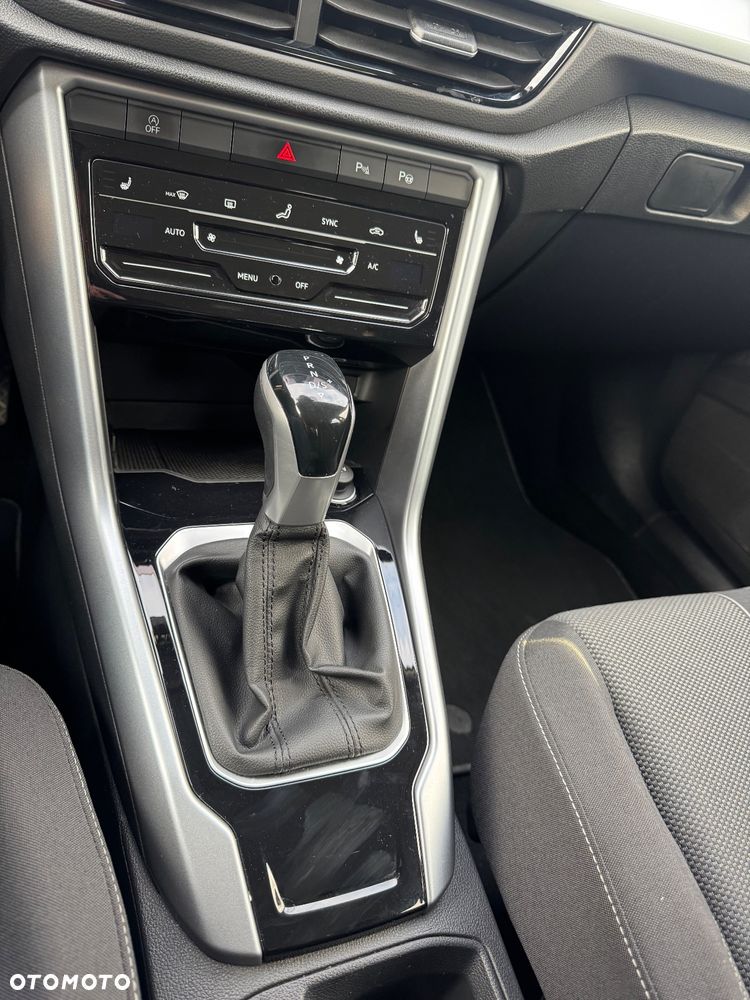 Volkswagen T-Roc 1.5 TSI Life Plus DSG - 3