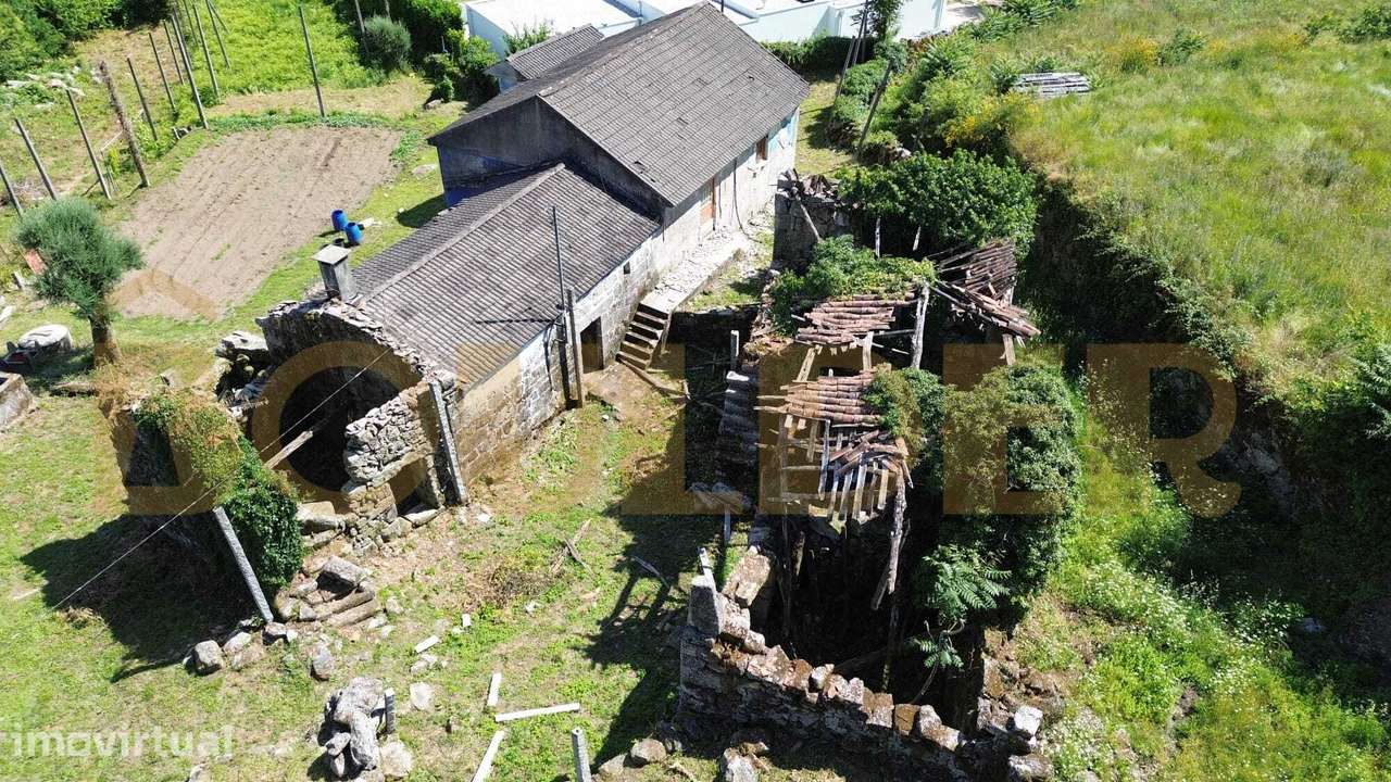 Quinta para Restauro c/ Projeto em Vilela - Grande imagem: 3/33
