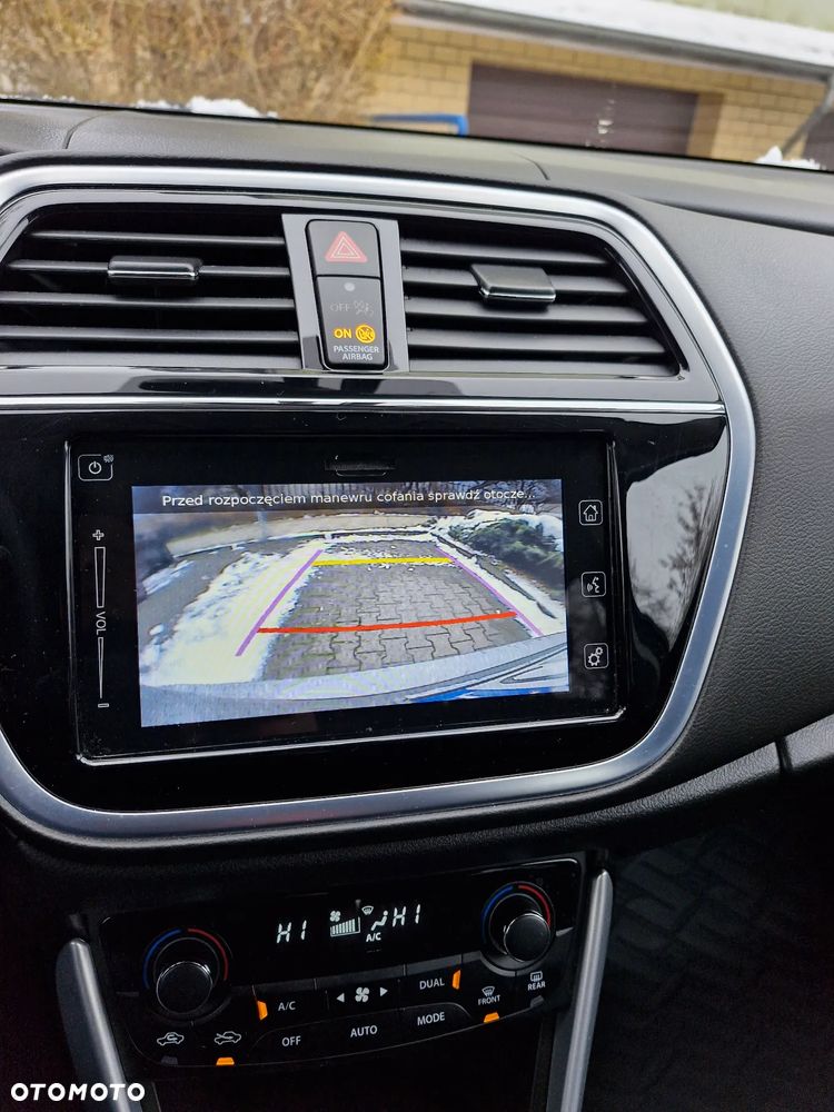 Suzuki SX4 S-Cross 1.0 T Premium - 23