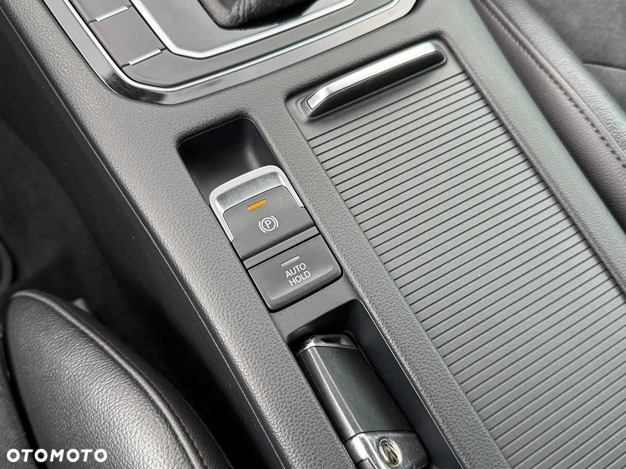 Volkswagen Arteon 2.0 TDI SCR Elegance DSG - 23