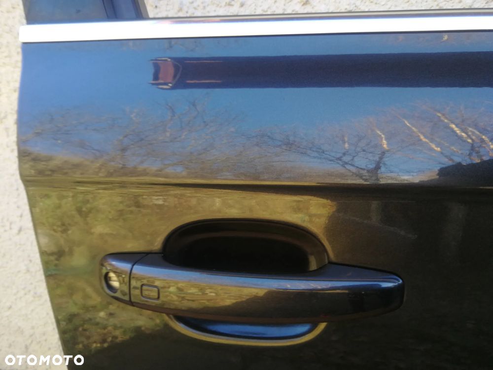 Drzwi prawy przód Audi A4 B8 LŻ7L - 13