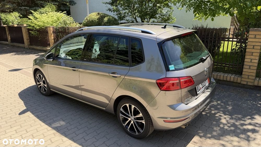 Volkswagen Golf Sportsvan SV 2.0 TDI BMT Highline - 4
