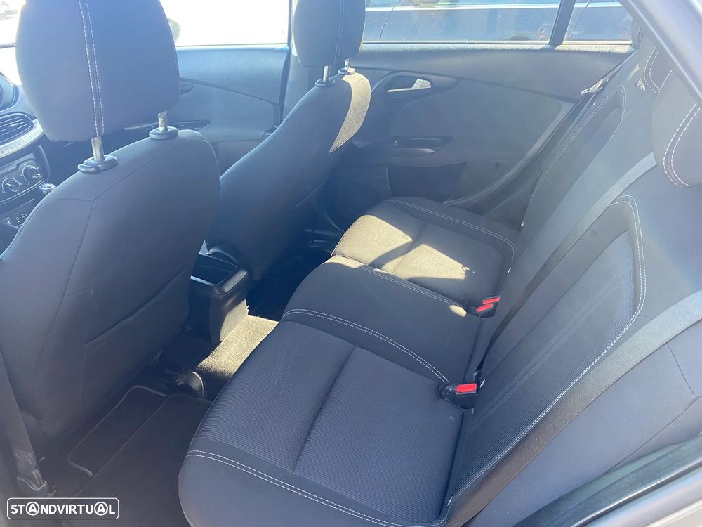 Fiat Tipo Station Wagon 1.3 M-Jet Easy - 10