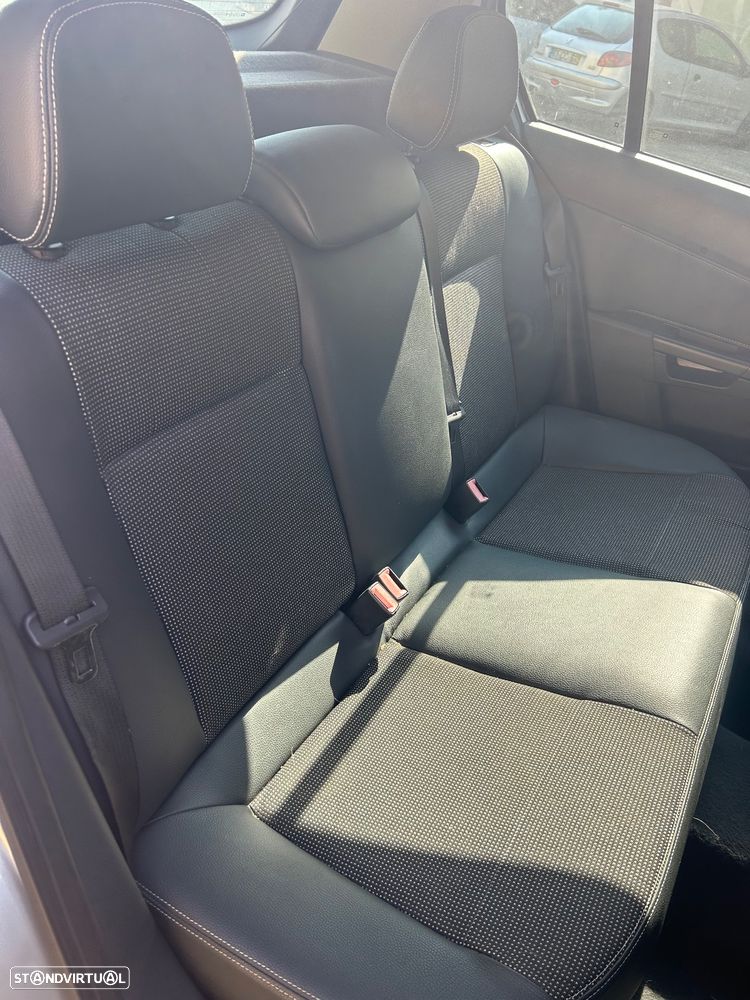 Opel Astra 1.7 CDTi Cosmo ecoFLEX - 11