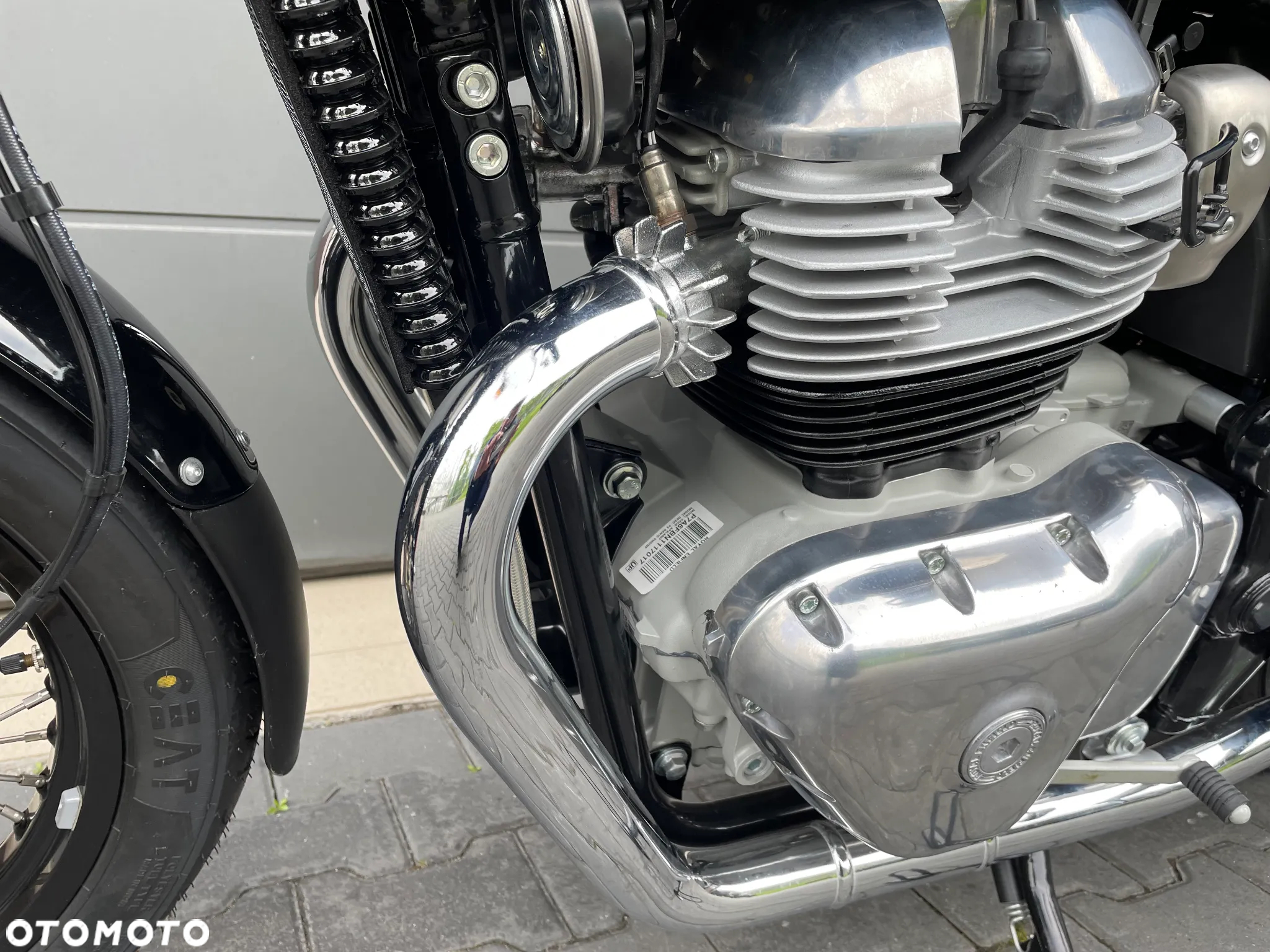 Royal Enfield Continental - 5