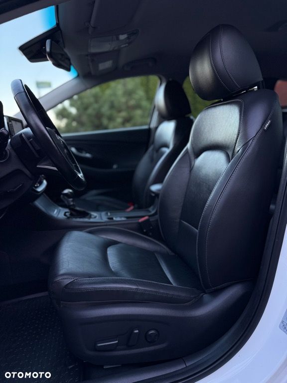 Hyundai i30 1.4 T-GDI DCT Premium - 28