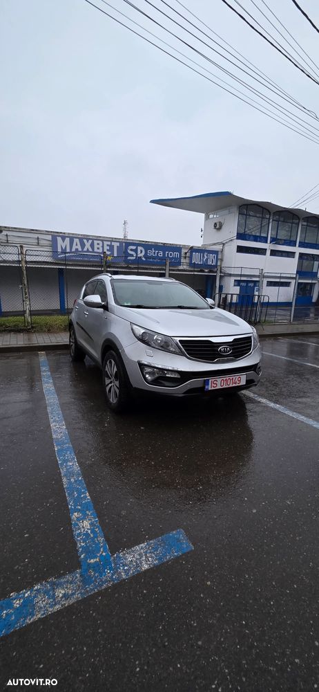 Kia Sportage 2,0 CRDI AWD Dream-Team Edition - 6