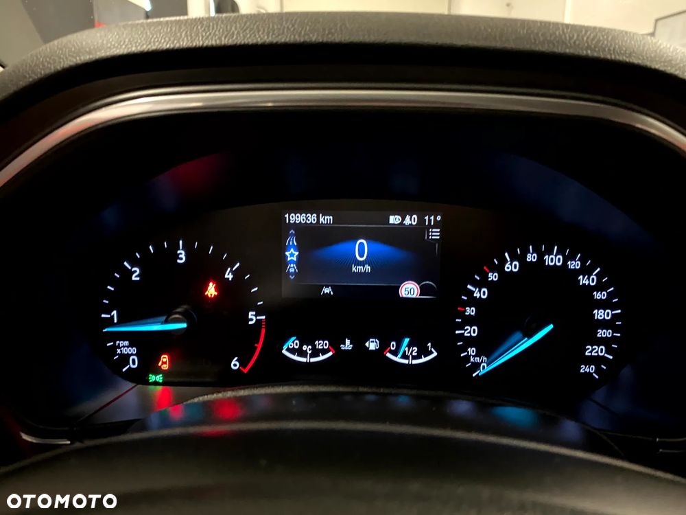 Ford Focus 1.5 EcoBlue Start-Stopp-System COOL&CONNECT DESIGN - 16