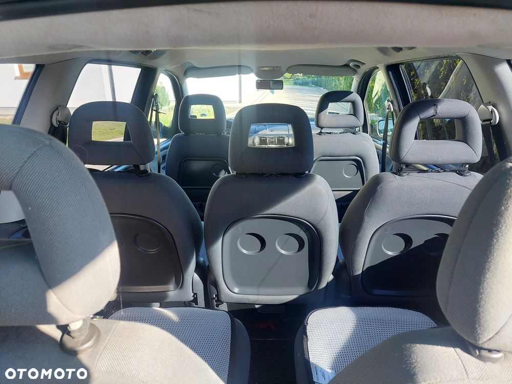 Ford Galaxy - 5