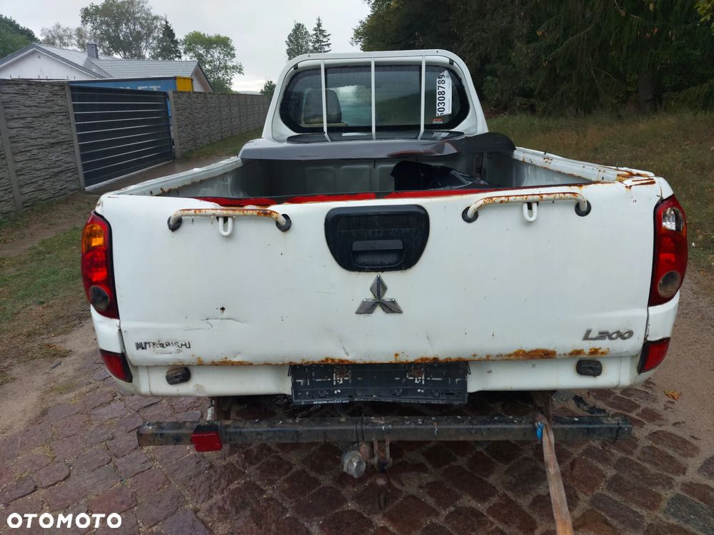 Mitsubishi L200 2.5 DID CC Intense - 9