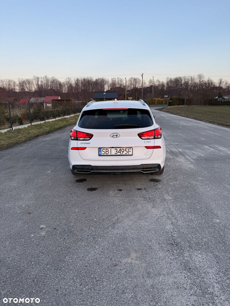 Hyundai i30 1.5 DPI Smart - 6