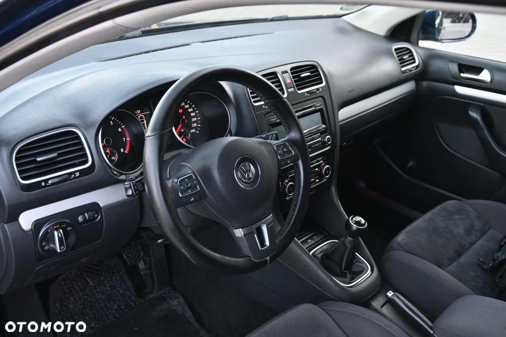 Volkswagen Golf 1.4 TSI Highline - 32