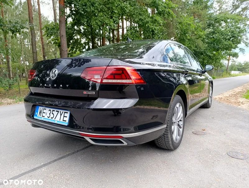 Volkswagen Passat 2.0 TDI 4Mot Elegance DSG - 9