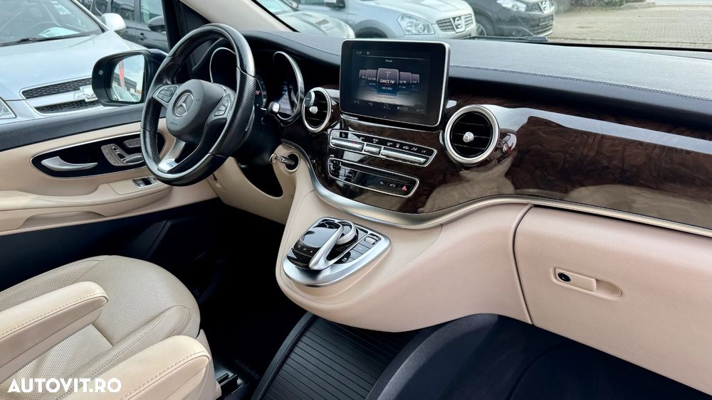 Mercedes-Benz V 250 (BlueTEC) d lang 4Matic 7G-TRONIC Avantgarde Edition - 24