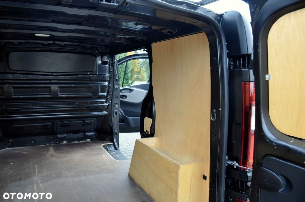 Renault Trafic - 38
