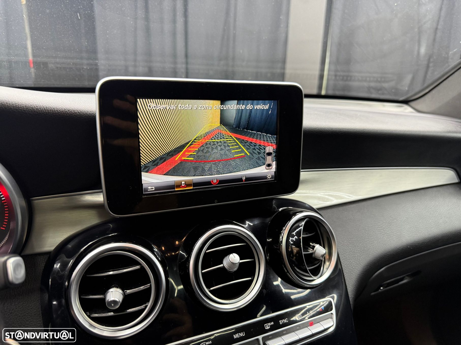 Mercedes-Benz GLC 250 d Coupé AMG Line 4-Matic - 35