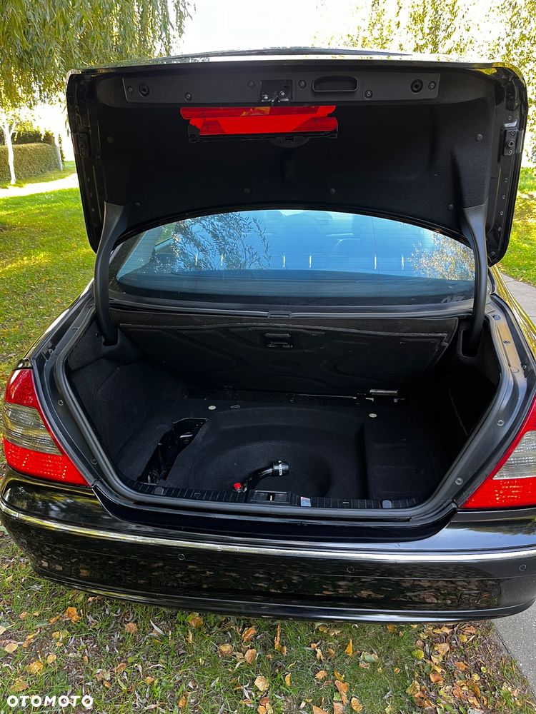 Mercedes-Benz Klasa E 220 CDI Automatik Avantgarde DPF BusinessEDITION - 9