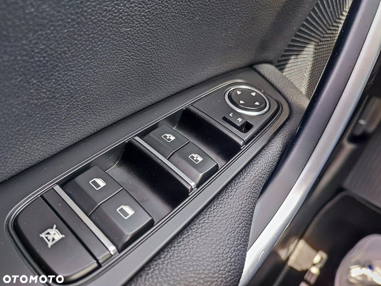 Kia Ceed - 29