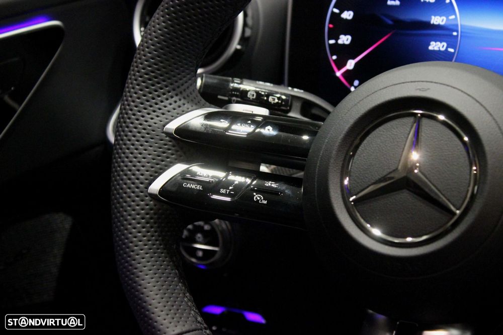 Mercedes-Benz C 300 de AMG Line - 21