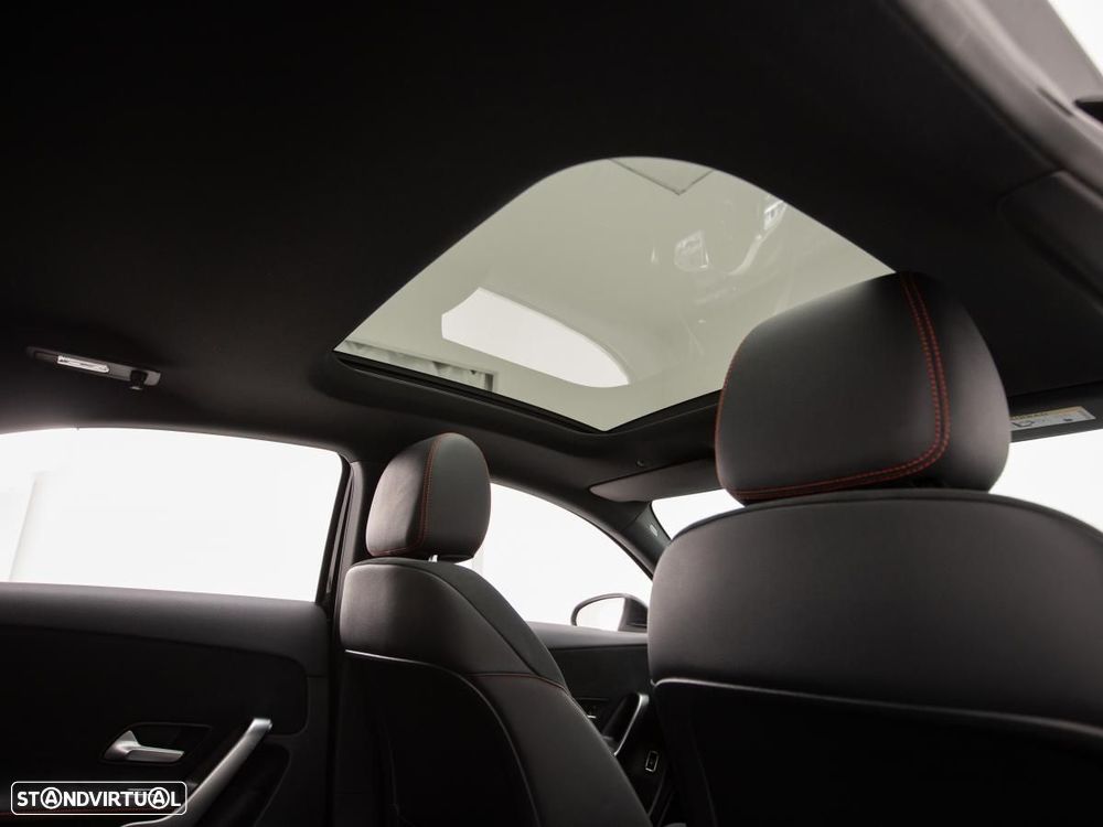 Mercedes-Benz A 250 Limousine e Style Plus - 13