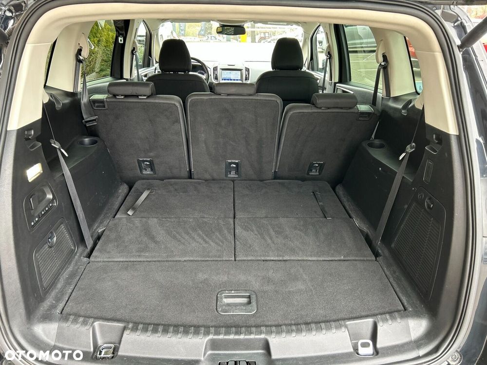 Ford S-Max 2.0 EcoBlue Titanium - 24