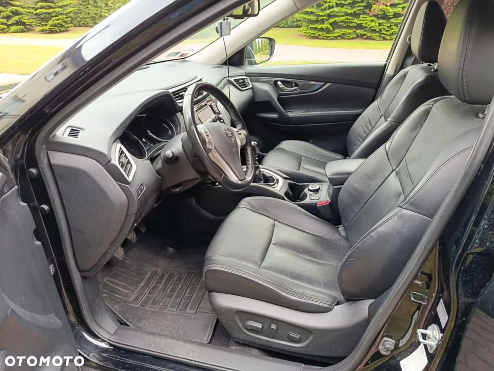 Nissan X-Trail - 8