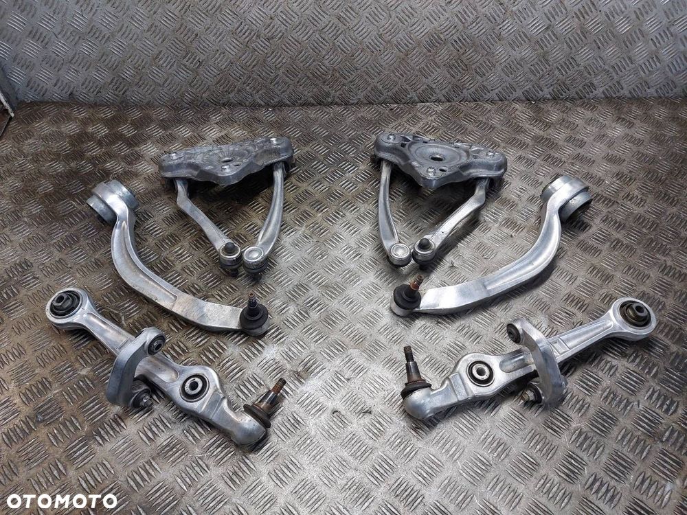 WAHACZ WAHACZE PRZÓD KOMPLET AUDI A4 B6 - 1