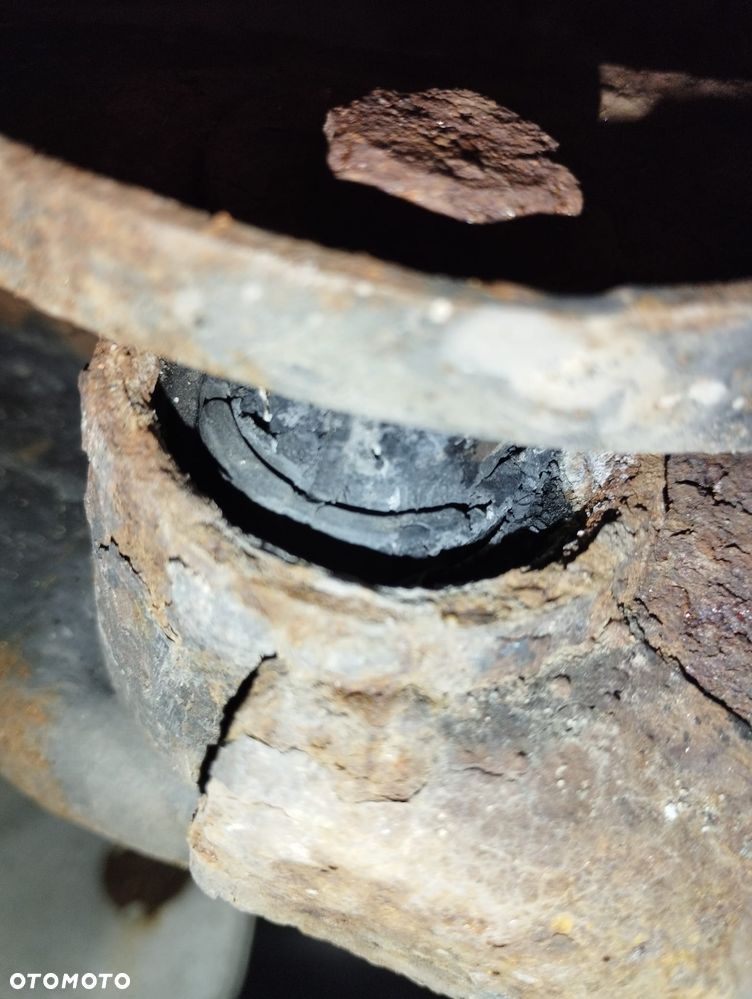 Volkswagen Jetta 1.6 Trendline - 26