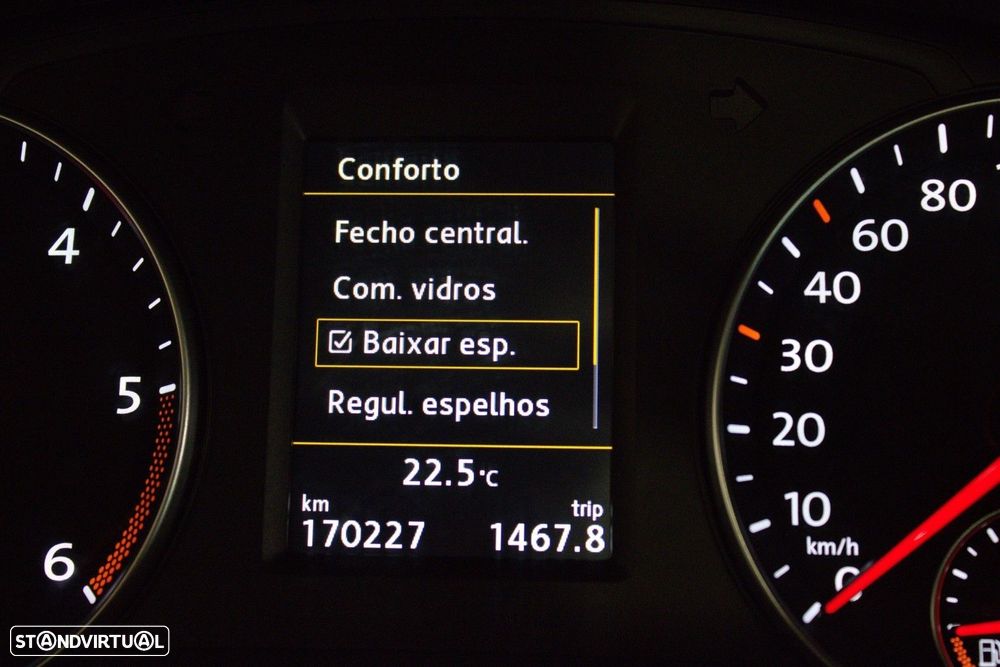 VW Sharan 2.0 TDI Blue Highline DSG - 41