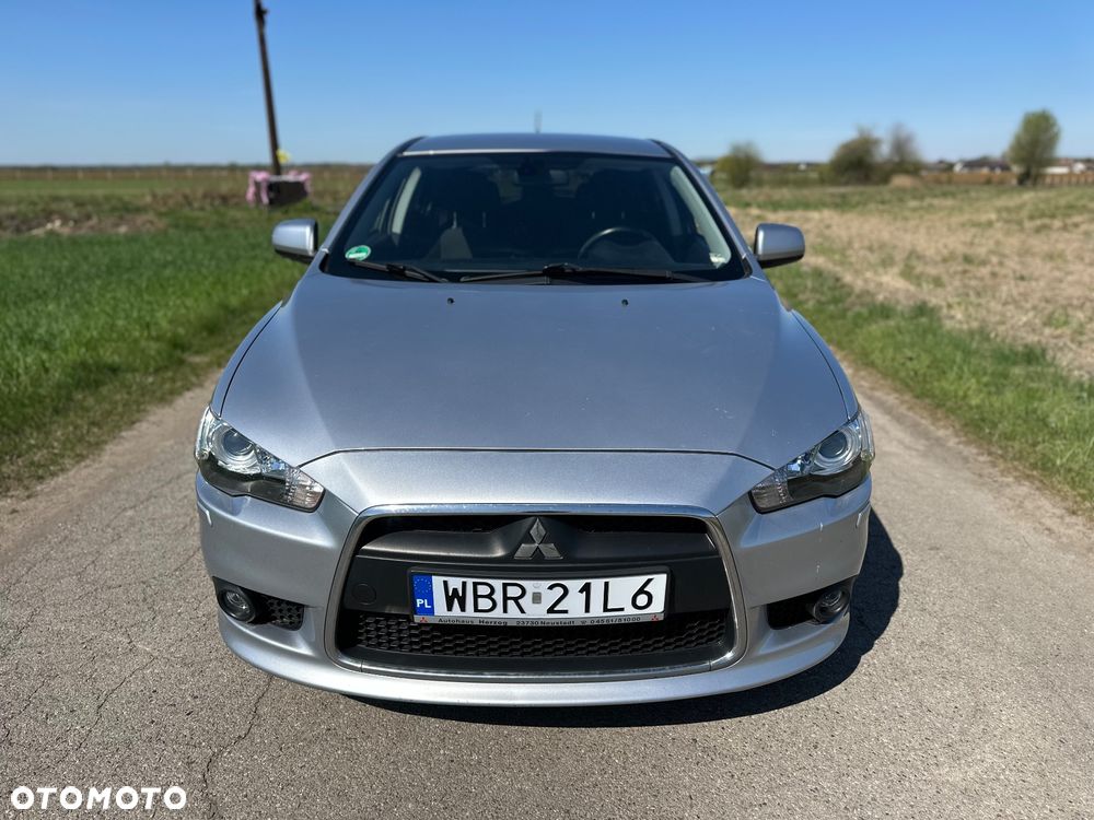 Mitsubishi Lancer - 31