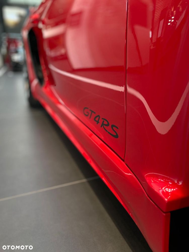 Porsche 718 Cayman GT4 RS - 25