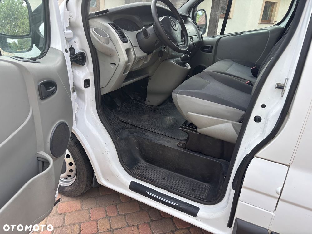Opel Vivaro - 5