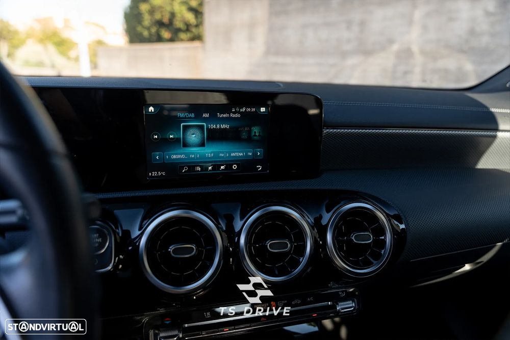 Mercedes-Benz CLA 180 d Progressive Aut. - 18