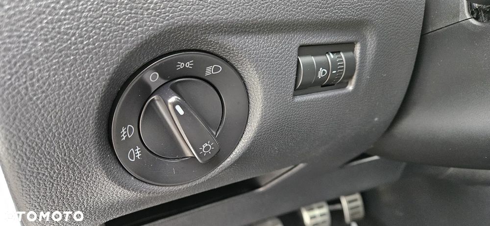 Skoda Roomster 1.2 TSI Scout PLUS EDITION - 30
