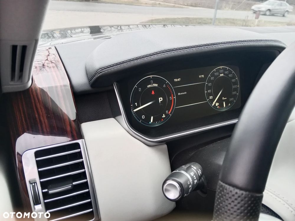 Land Rover Range Rover 4.4SD V8 LWB Vogue EU6 - 13