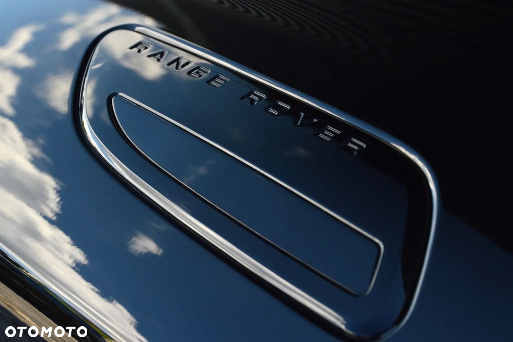 Land Rover Range Rover Velar 3.0 P400 mHEV R-Dynamic - 11
