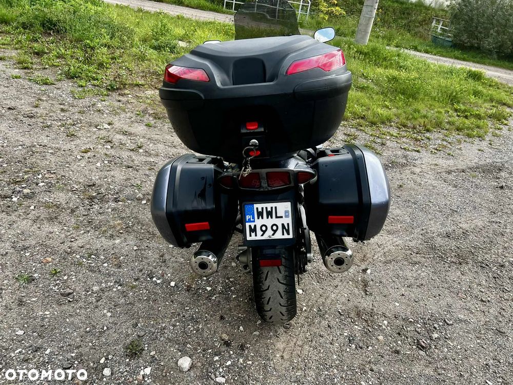Yamaha FJR - 3