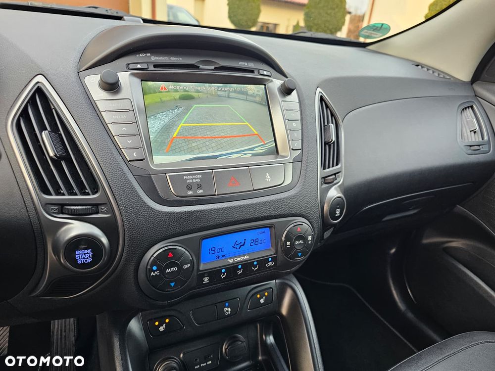 Hyundai ix35 1.6 2WD Fifa World Cup Edition - 31